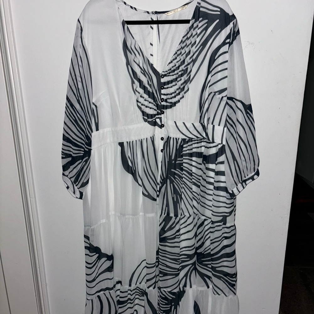 eShakti Monochrome Abstract Print Dress
